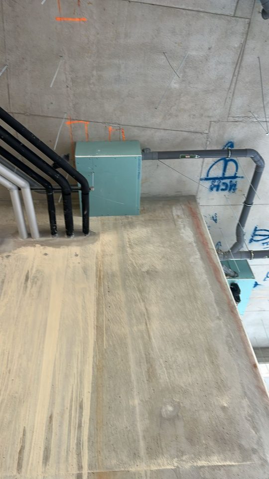 CLICHY CONSTRUCTION D UN BATIMENT COMMERCIALE ADN BTP NICE ET ALPES MARITIMES (15)