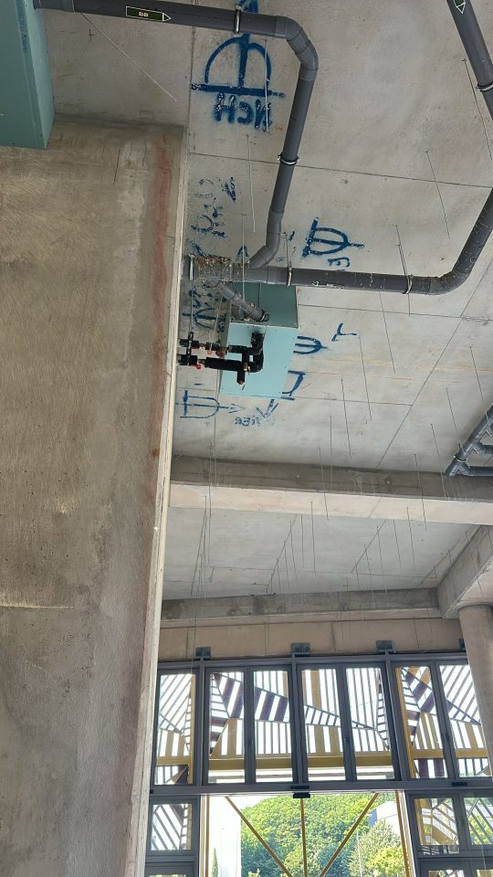 CLICHY CONSTRUCTION D UN BATIMENT COMMERCIALE ADN BTP NICE ET ALPES MARITIMES (16)