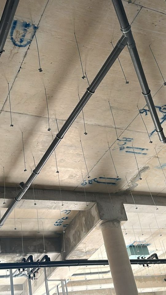 CLICHY CONSTRUCTION D UN BATIMENT COMMERCIALE ADN BTP NICE ET ALPES MARITIMES (20)