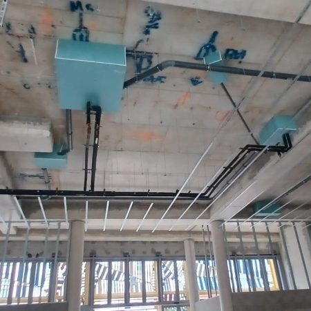 CLICHY CONSTRUCTION D UN BATIMENT COMMERCIALE ADN BTP NICE ET ALPES MARITIMES (24)