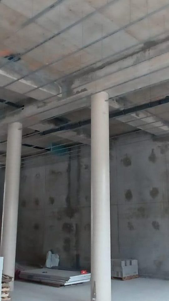 CLICHY CONSTRUCTION D UN BATIMENT COMMERCIALE ADN BTP NICE ET ALPES MARITIMES (26)