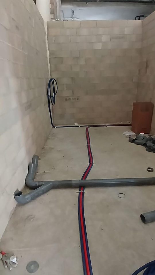 CLICHY CONSTRUCTION D UN BATIMENT COMMERCIALE ADN BTP NICE ET ALPES MARITIMES (34)