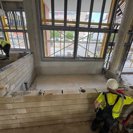 CLICHY CONSTRUCTION D UN BATIMENT COMMERCIALE ADN BTP NICE ET ALPES MARITIMES (49)