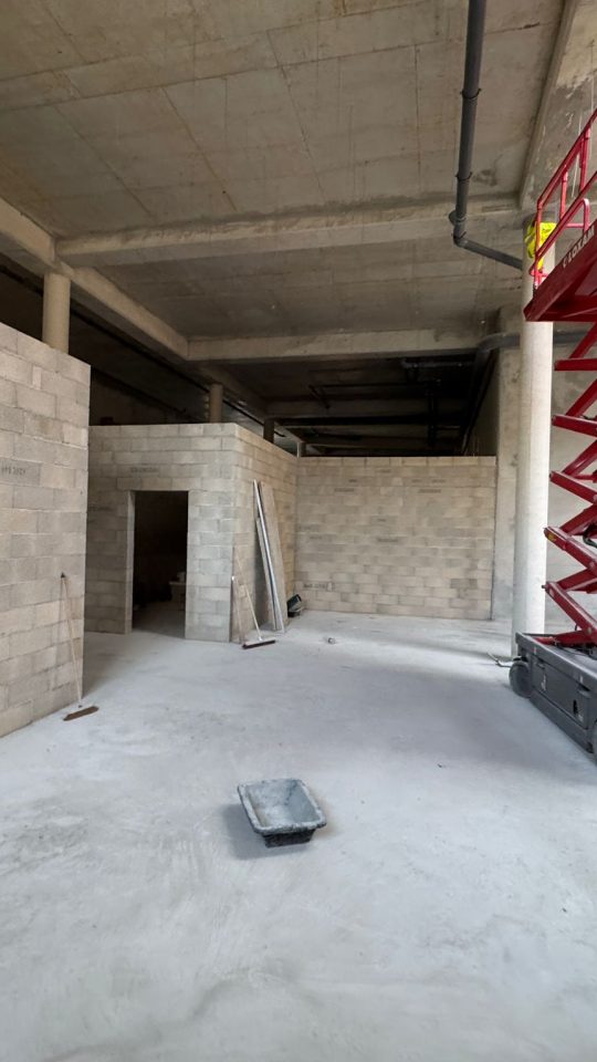 CLICHY CONSTRUCTION D UN BATIMENT COMMERCIALE ADN BTP NICE ET ALPES MARITIMES (8)