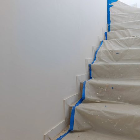 LA FARGES - PROJETS RENOVATION CONSTRUCTION D UNE TERRASSE EN PORTE A FAUX ET RENOVATION GLOBALE INTERIEURES A NICE ESCALIER