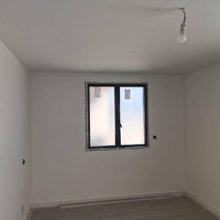 LA FARGES - PROJETS RENOVATION CONSTRUCTION D UNE TERRASSE EN PORTE A FAUX ET RENOVATION GLOBALE INTERIEURES A NICE MENUISERIE HUISSERIE ALU