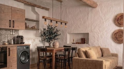 chantier de RENOVATION dans le village de TOUET L ESCARENE) (2)