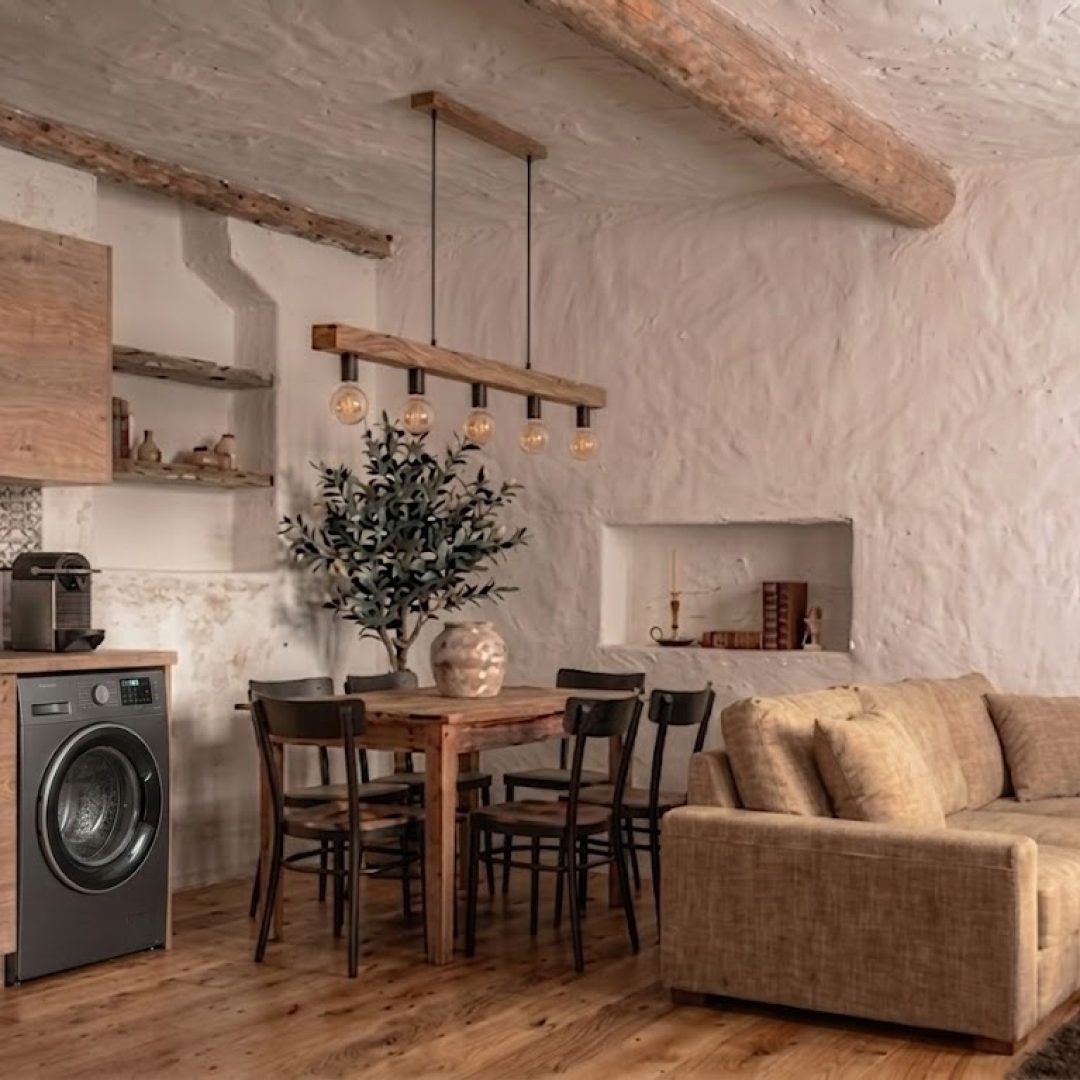 chantier de RENOVATION dans le village de TOUET L ESCARENE) (2)